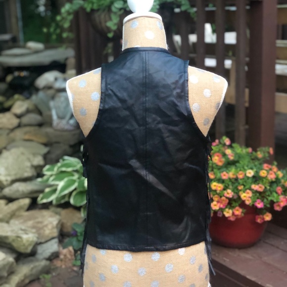 Better B. Fringed Vest Black Size S - Picture 2 of 5